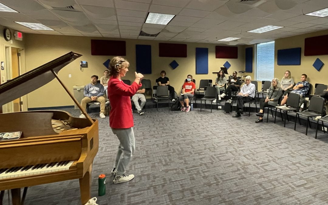 Kelly Hooper from Community Music School is Guest Lecturer on “Art of Mathematics” at Penn State Lehigh Valley in the Markowitz Music Room.